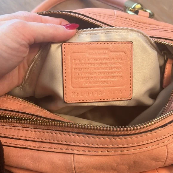 COACH KRISTEN Satchel Salmon purse - Picture 4 of 13